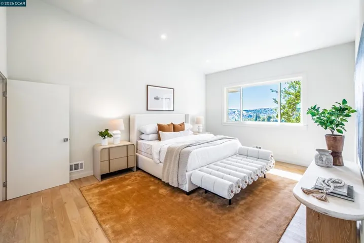 105 Hillcroft, Walnut Creek, California 94597