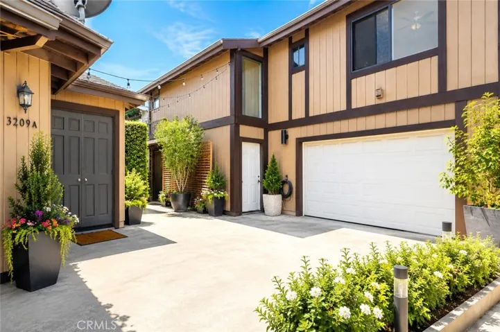 3209 Clay Street, Newport Beach, California 92663