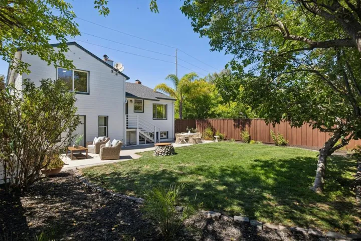 1703 Roosevelt Avenue, Redwood City, California 94061