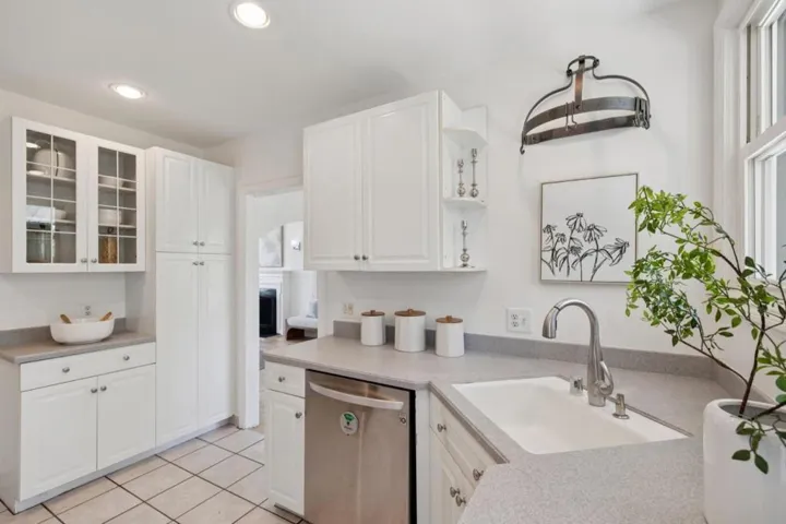 1703 Roosevelt Avenue, Redwood City, California 94061