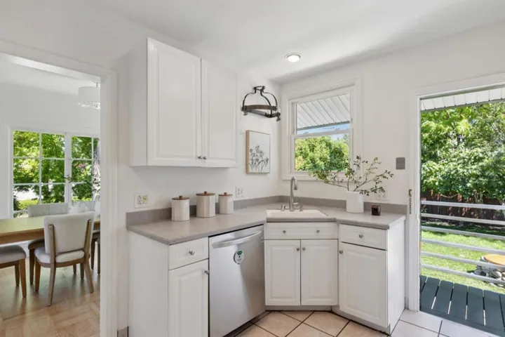 1703 Roosevelt Avenue, Redwood City, California 94061