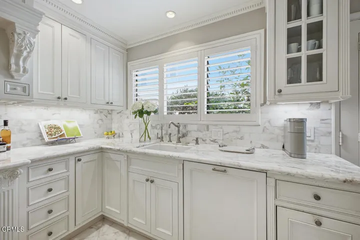 egpimaging_757OrangeGroveBlvd_022_OTHERM