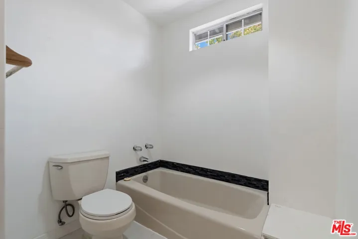 809 S Pima Avenue, West Covina, California 91790