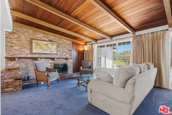 809 S Pima Avenue, West Covina, California 91790