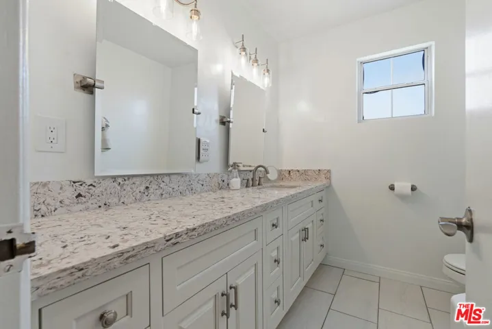 809 S Pima Avenue, West Covina, California 91790