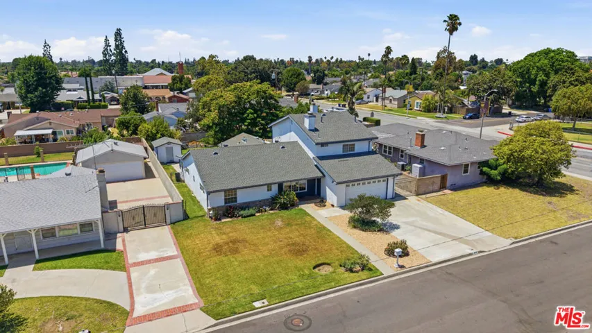 809 S Pima Avenue, West Covina, California 91790