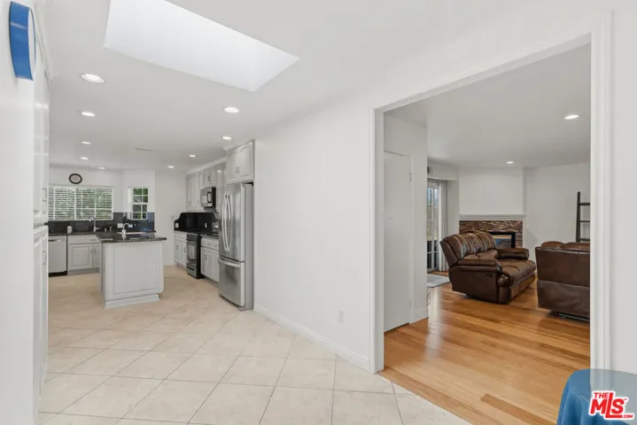 809 S Pima Avenue, West Covina, California 91790