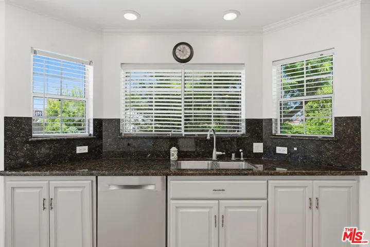 809 S Pima Avenue, West Covina, California 91790