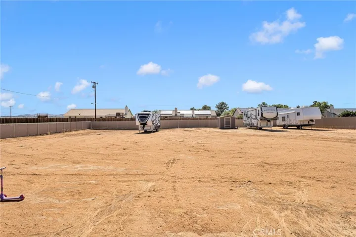 16160 Tenaya, Apple Valley, California 92307