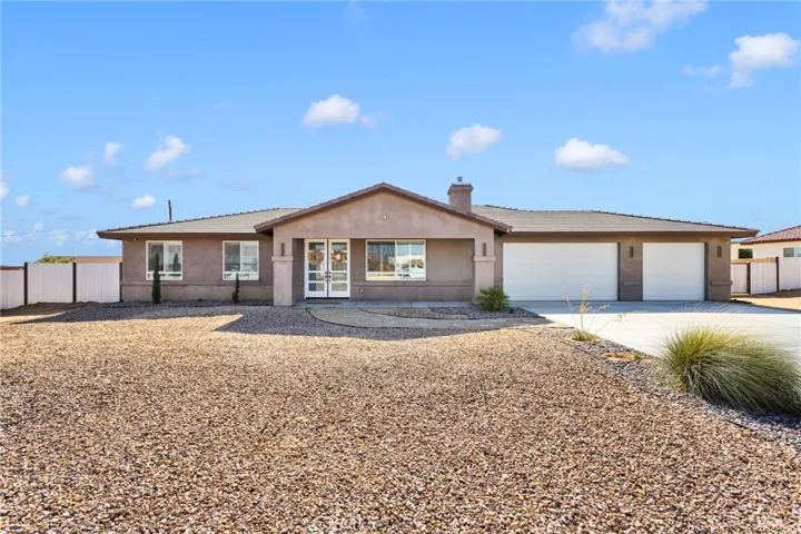 16160 Tenaya, Apple Valley, California 92307