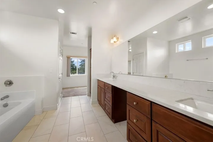 1474 W Heritage Way, Santa Maria, California 93458
