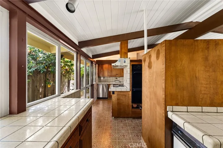 3236 Stevely, Long Beach, California 90808