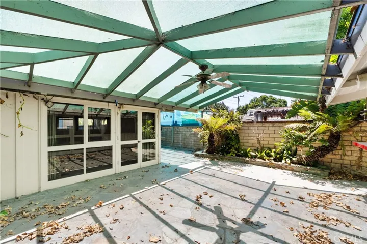3236 Stevely, Long Beach, California 90808