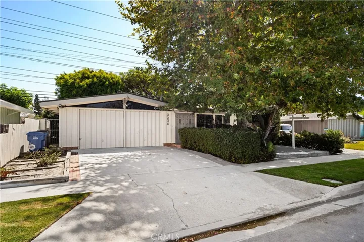 3236 Stevely, Long Beach, California 90808