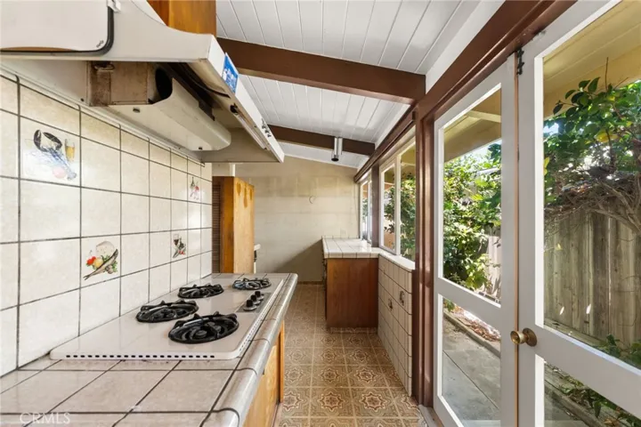 3236 Stevely, Long Beach, California 90808