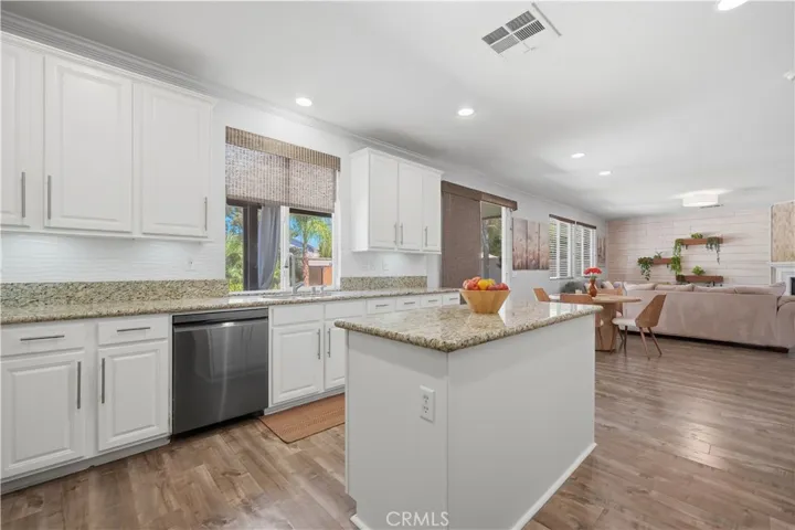 35585 Hawkeye Street, Murrieta, California 92563