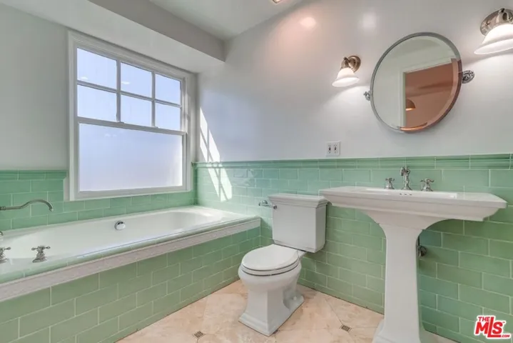 13203 Dewey Street, Los Angeles, California 90066