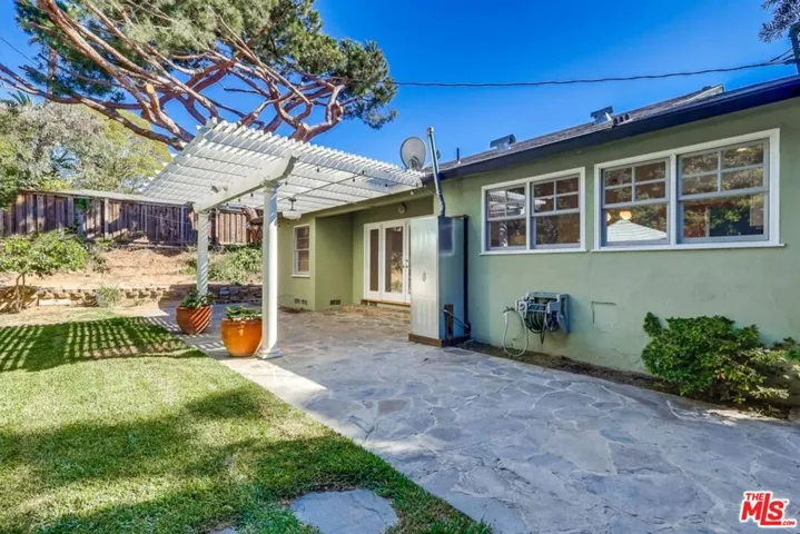 13203 Dewey Street, Los Angeles, California 90066