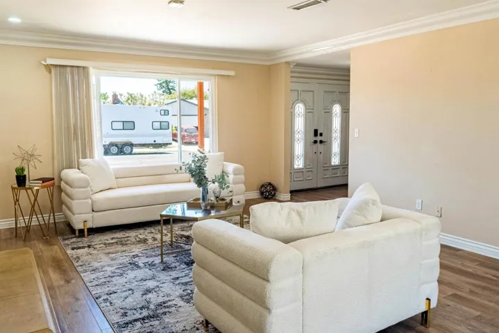 7906 Anders Circle, La Mesa, California 91942