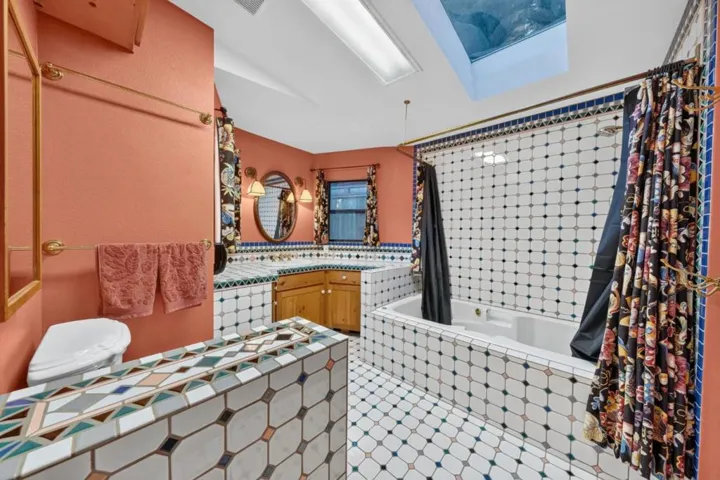 20905 Comanche Trail, Los Gatos, California 95033