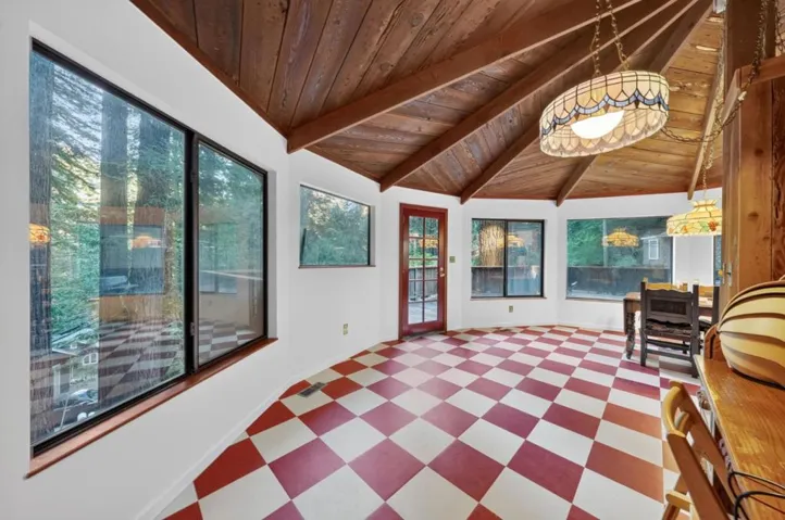 20905 Comanche Trail, Los Gatos, California 95033