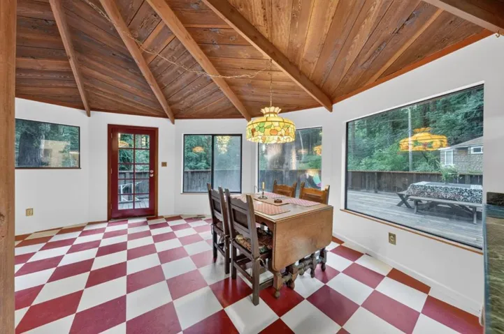 20905 Comanche Trail, Los Gatos, California 95033