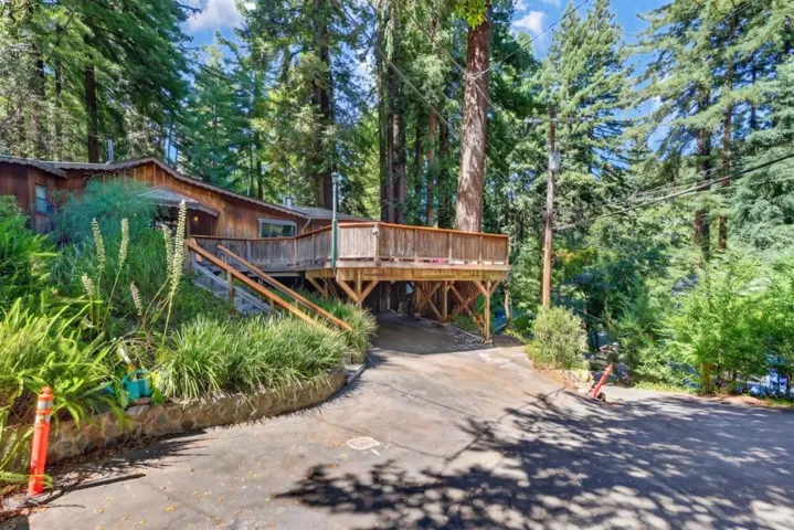 20905 Comanche Trail, Los Gatos, California 95033