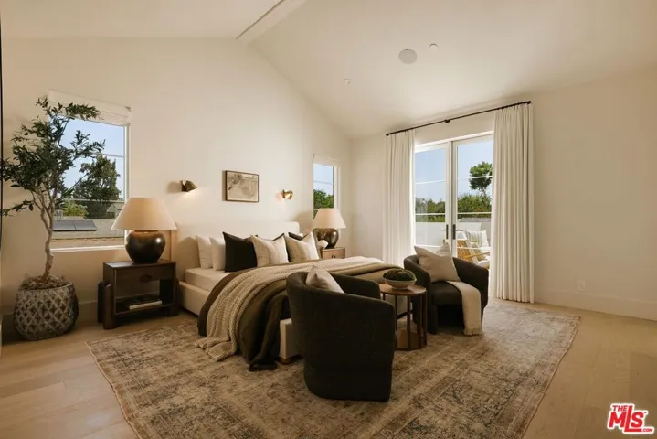 4534 Ethel Avenue, Studio City, California 91604