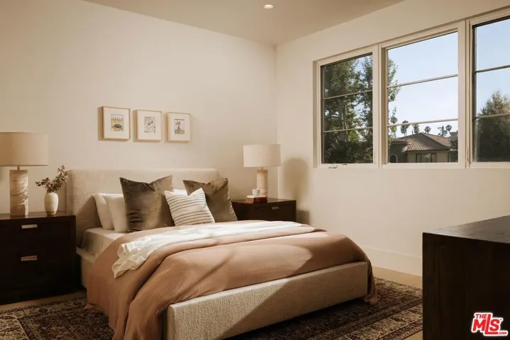 4534 Ethel Avenue, Studio City, California 91604