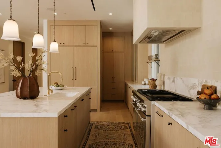 4534 Ethel Avenue, Studio City, California 91604