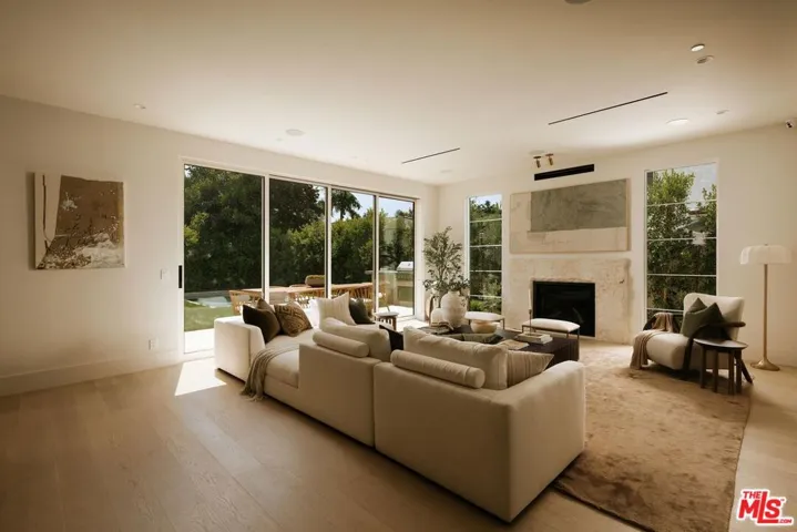 4534 Ethel Avenue, Studio City, California 91604