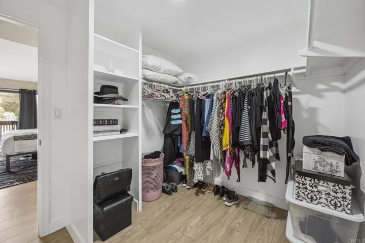 2508 Navarra Drive 402, Carlsbad, California 92009