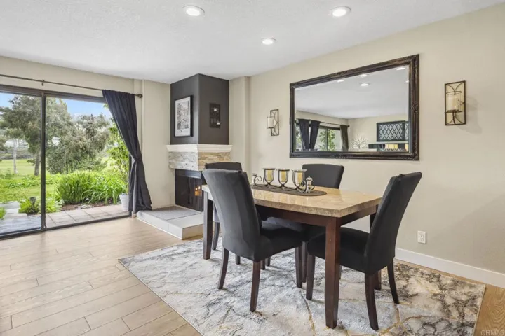 2508 Navarra Drive 402, Carlsbad, California 92009