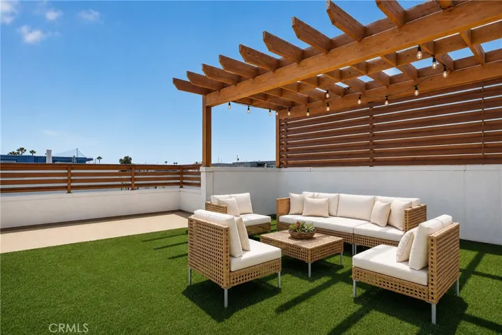 1678 Topanga, Costa Mesa, California 92627