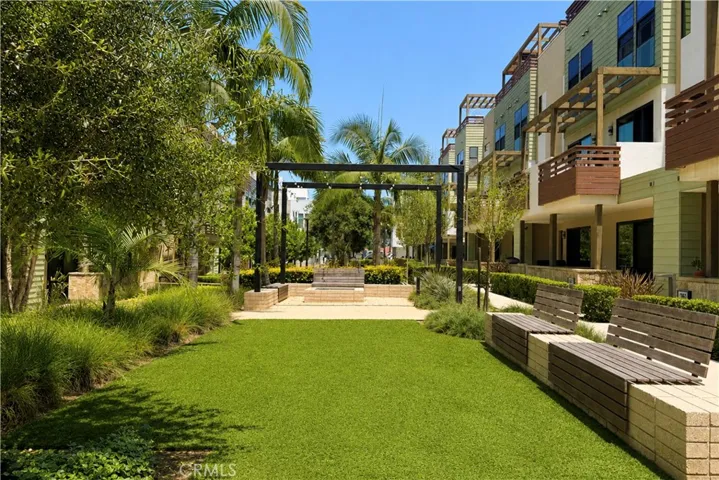 1678 Topanga, Costa Mesa, California 92627