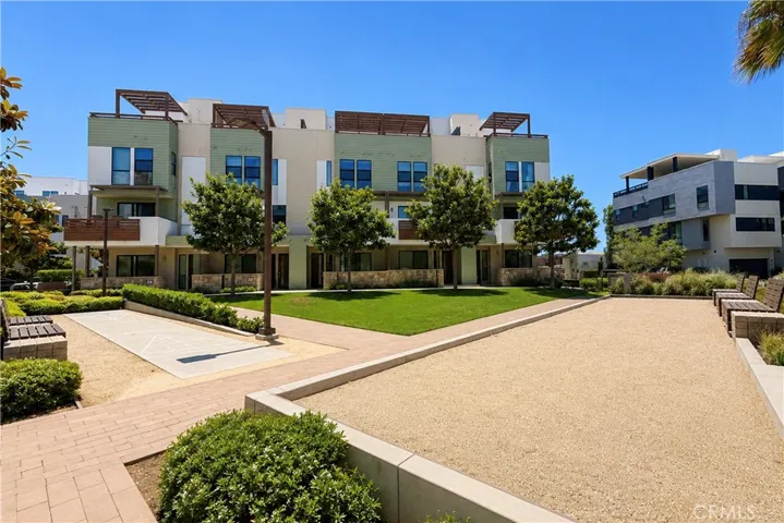 1678 Topanga, Costa Mesa, California 92627