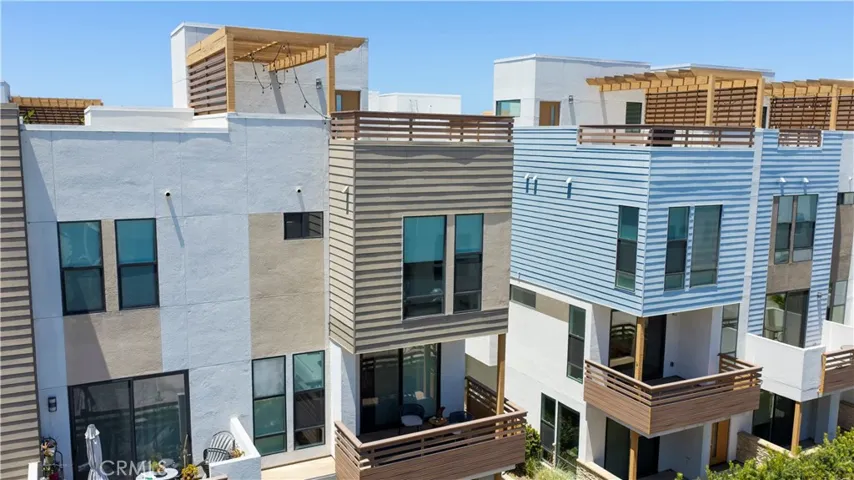 1678 Topanga, Costa Mesa, California 92627