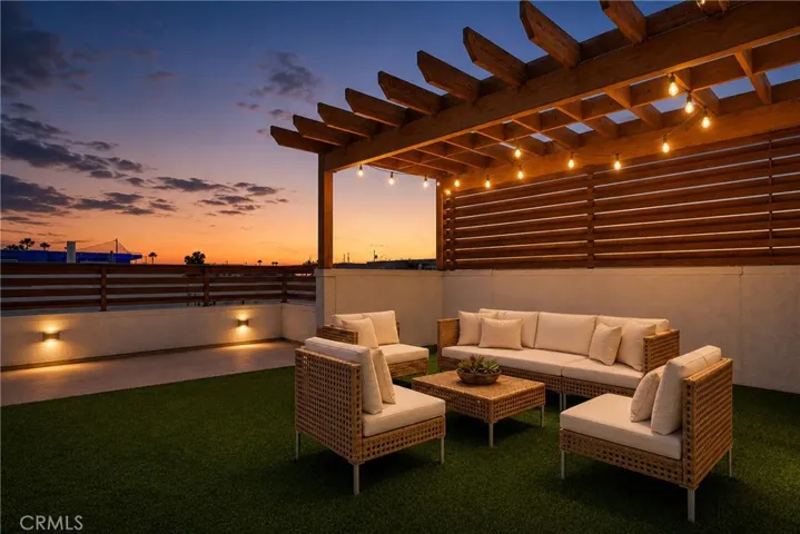 1678 Topanga, Costa Mesa, California 92627