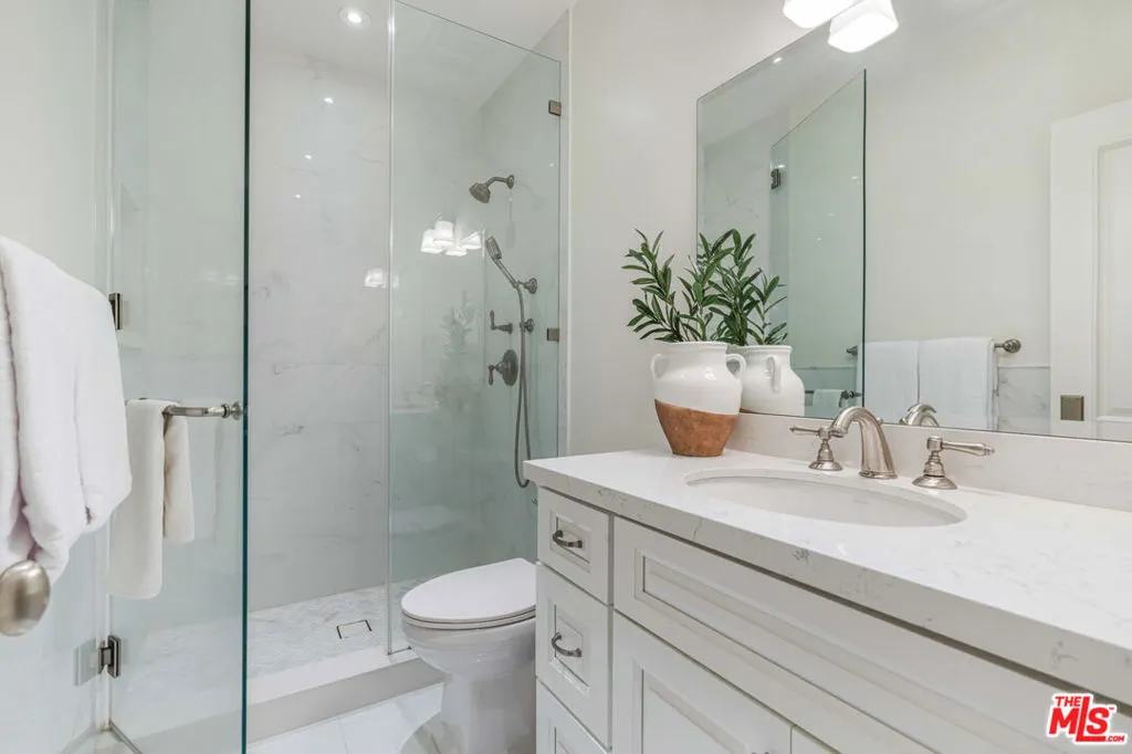 2nd Ensuite Bathroom