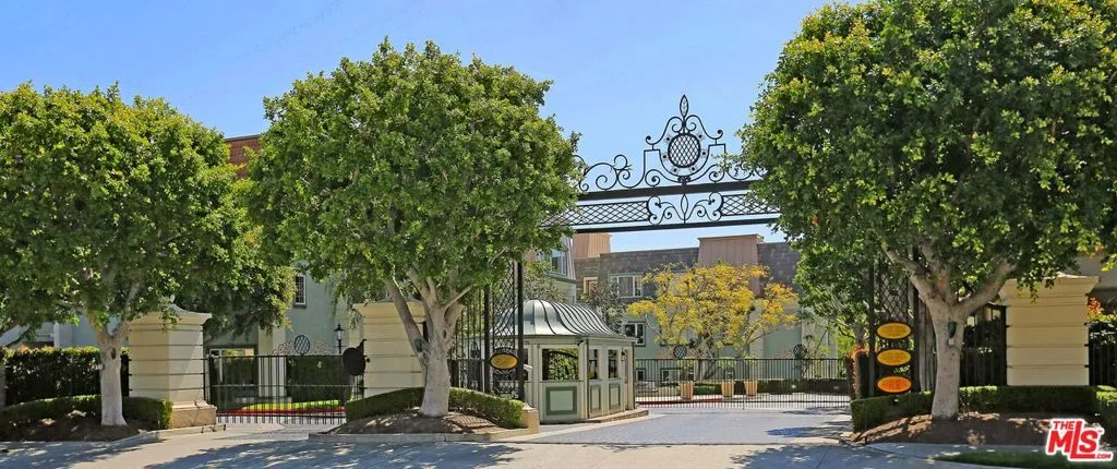 Front Gate with Guard House