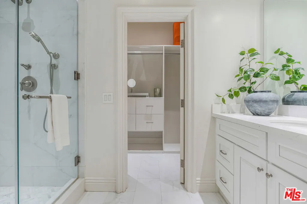 Oversized Shower in Primary Ba