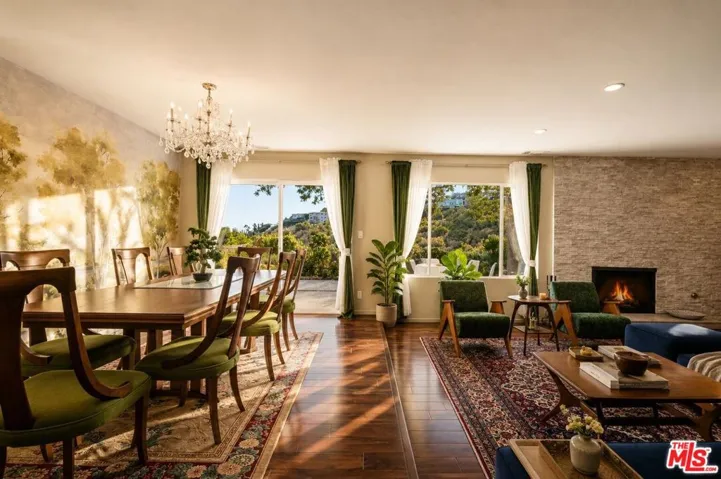 2657 Zorada Drive, Los Angeles, California 90046