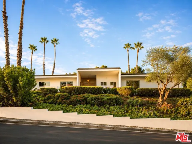 2657 Zorada Drive, Los Angeles, California 90046