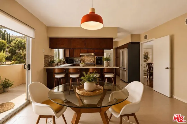 2657 Zorada Drive, Los Angeles, California 90046