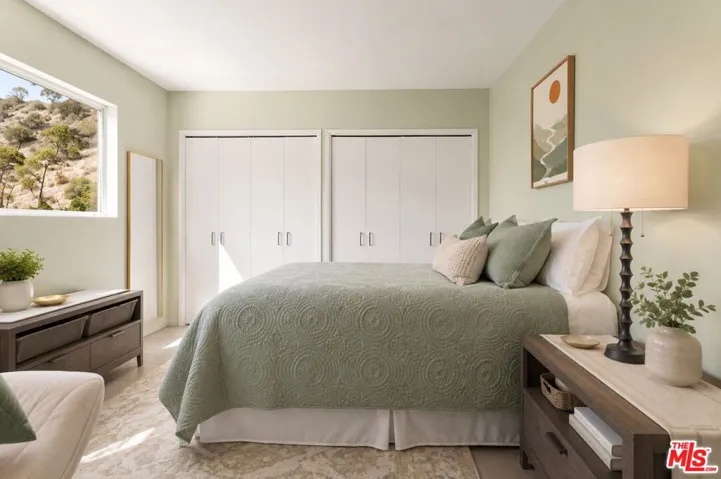2657 Zorada Drive, Los Angeles, California 90046
