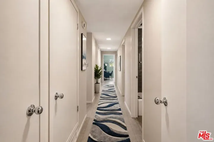 2657 Zorada Drive, Los Angeles, California 90046