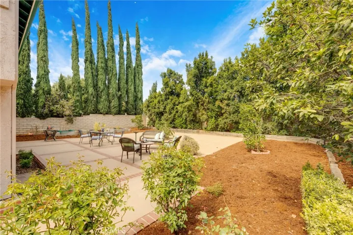 10628 Alabama Avenue, Chatsworth, California 91311