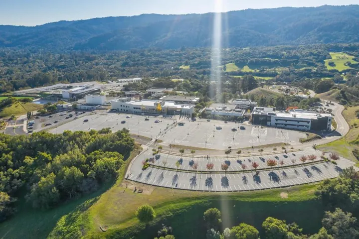512 Lakemead Way, Redwood City, California 94062