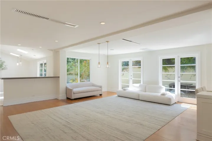 3441 White Rose, Los Angeles, California 91436