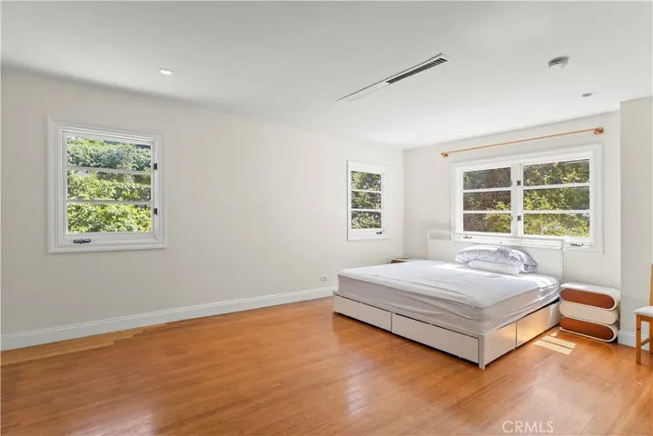 3441 White Rose, Los Angeles, California 91436